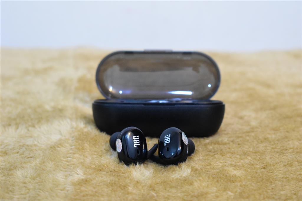 هدفون بی سیم جی بی ال مدل JBL TWS4 Wireless Headphones