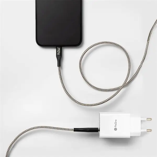 شارژر دیواری پرووان با کابل میکرو مدل PWC525 ProOne PWC525 Wall Charger With MicroUSB Cable - 2
