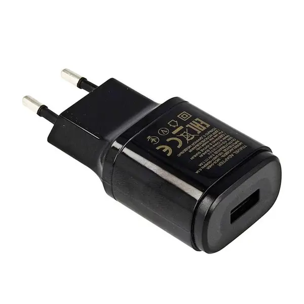 شارژر دیواری ال جی مدل MCS-04ED به همراه کابل LG MCS 04ED Wall Charger - 2