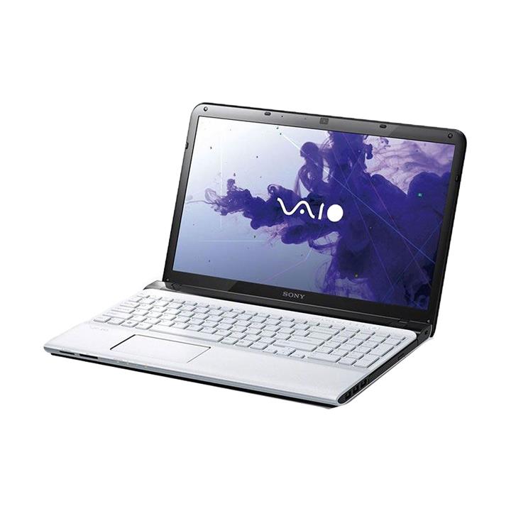 Sony Vaio E1511MFX-Core i7-8 GB-750 GB