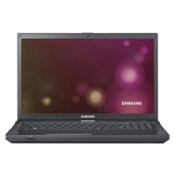 Samsung 300V5Z-S01-Core i7-8 GB-750 GB