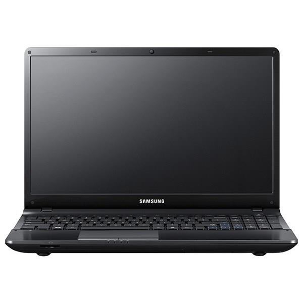 Samsung NP300E5X-T02AE-Core i3-4 GB-500 GB