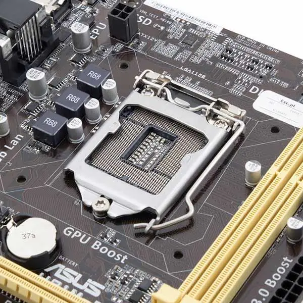 ASUS H81-PLUS - 3