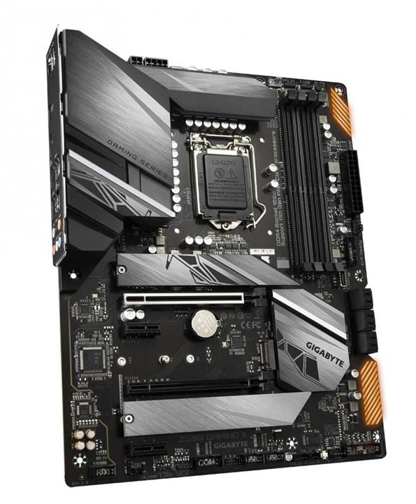 Motherboard: Gigabyte Z590 Gaming X