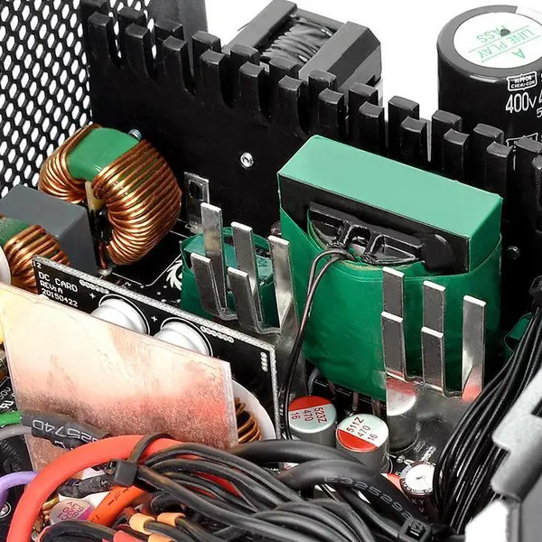 منبع تغذیه ترمالتیک مدل اسمارت دی پی اس جی با توان 750 وات Thermaltake Smart DPS G 750W Gold Power Supply