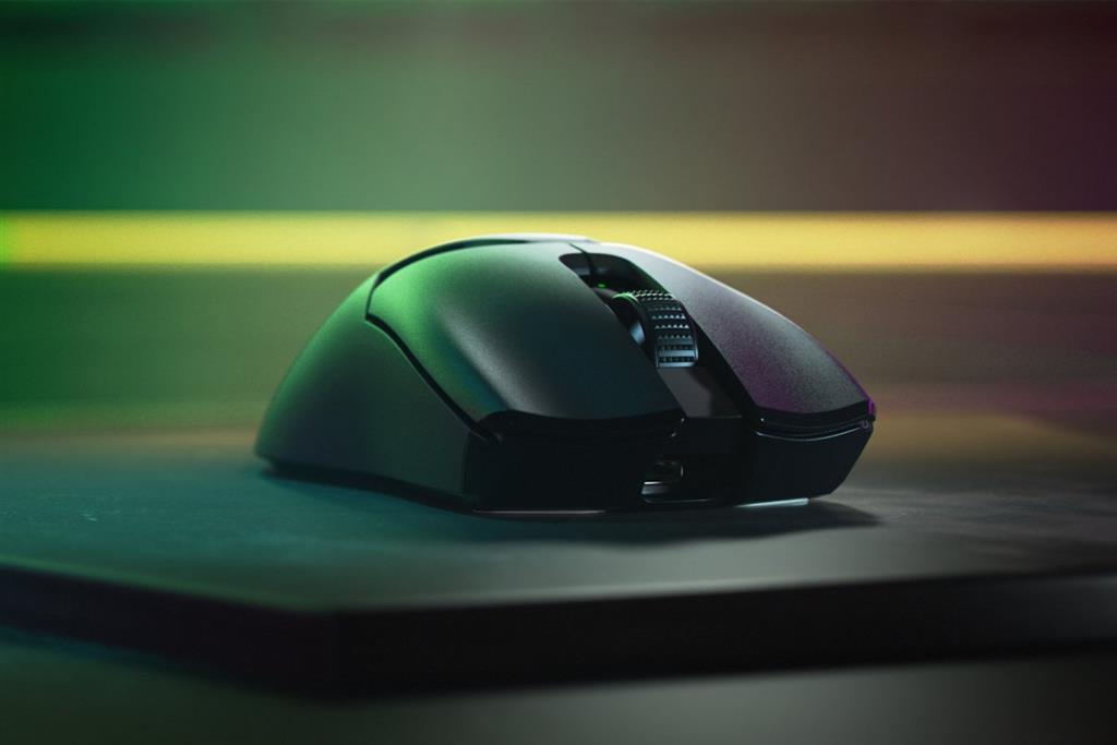 Razer VIPER V2 PRO Wireless Gaming Mouse