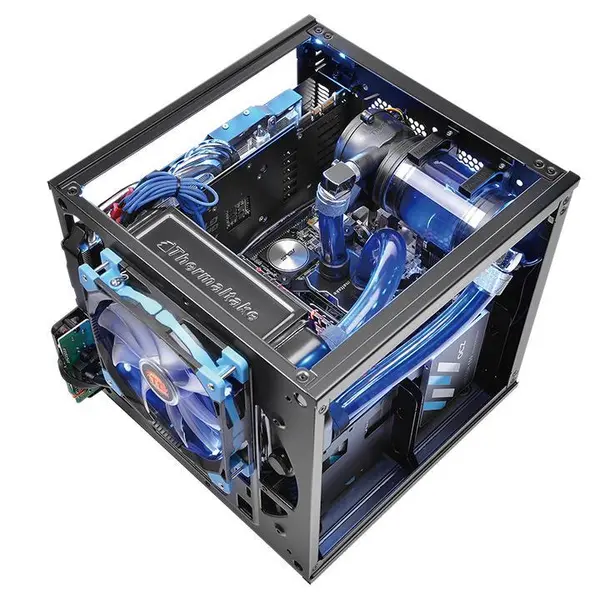 Thermaltake Suppressor F1 Computer Case - 2