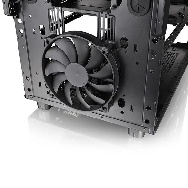 Thermaltake Core X9 Computer Case - 4