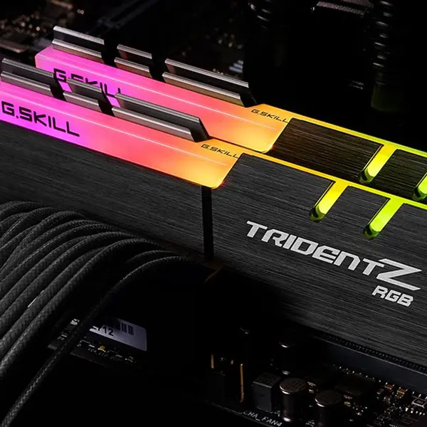 رم دسکتاپ DDR4 دو کاناله 3600 مگاهرتز CL18 جی اسکیل مدل TRIDENT Z RGB ظرفیت 16 گیگابایت RAM: GSkill Trident Z RGB 2×8GB=16GB DDR4 3600MHz CL18 - 2