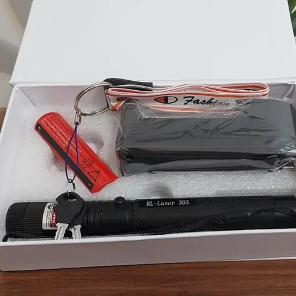 لیزر سبز پوینتر Green Laser Pointerجعبه ایی
