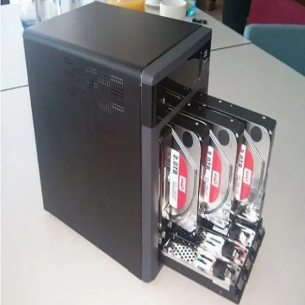 ذخیره ساز تحت شبکه Western Digital Nas Ex4 My Cloud 4-Bay 8TB - 2