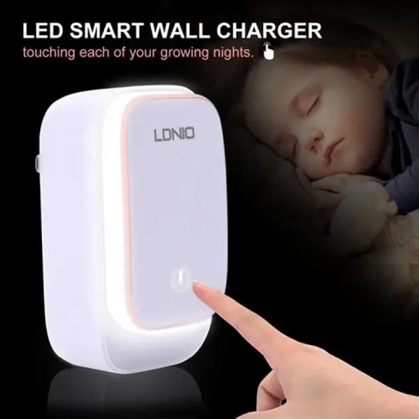 هاب یو اس بی USB Hub آداپتور شارژر 3 پورت و چراغ خواب الدینیو LDNIO A3305 با کابل شارژ