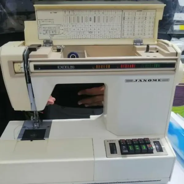 چرخ خیاطی ژانومه ۶۲۷ - 3