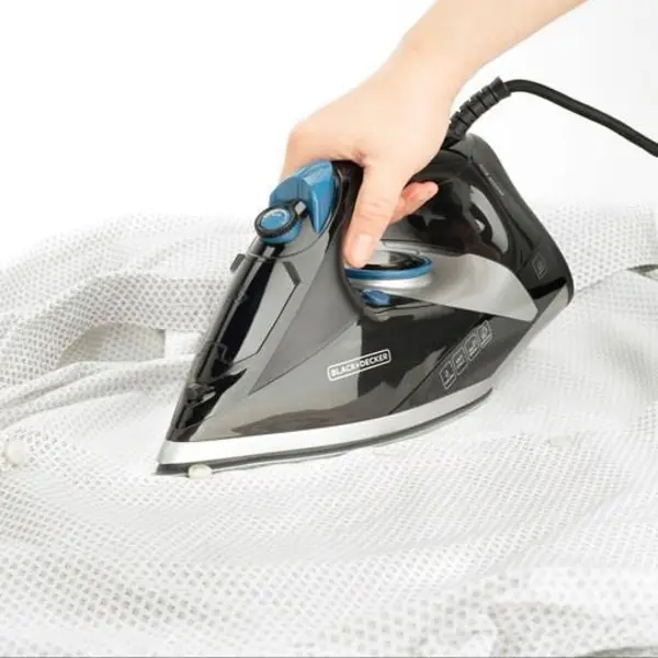 اتو بخار بلک اند دکر BXIR2804E - 2