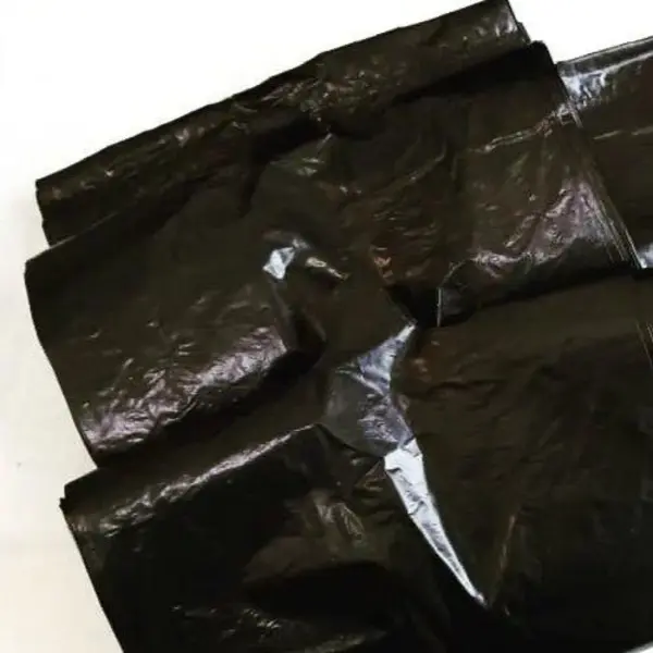 نایلون مشکی دسته دار سایز 65*55 بسته یک کیلویی نایلون مشکی دسته دار سایز 65*55 بسته یک کیلویی