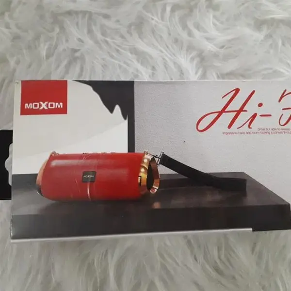 اسپیکر بلوتوثی و قابل حمل Moxom مدل MX-SK18