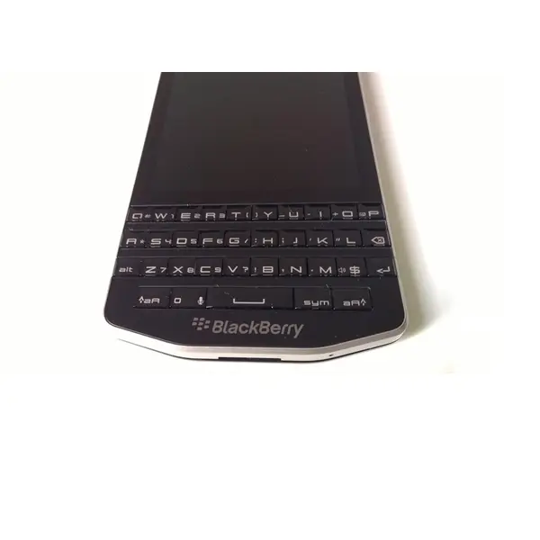 گوشی موبایل بلک بری مدل Porsche Design P9983