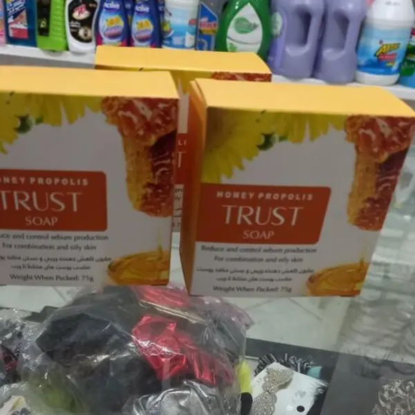 صابون بره موم و عسل تراست