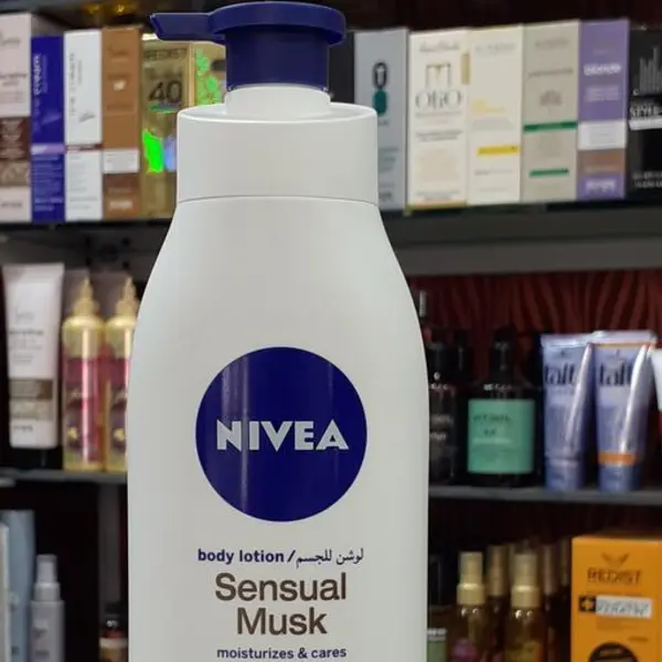 لوسیون بدن مدل Sensual Musk نیوا 400 میل
