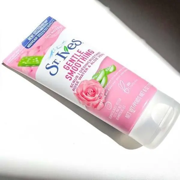 اسکراب گل رز و آلوئه ورا سینت ایوز 170 میل