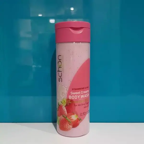 شامپو بدن کرمی شون Strawberry And Milk حاوی عصاره شیر و توت فرنگی حجم 300 میلی لیتر