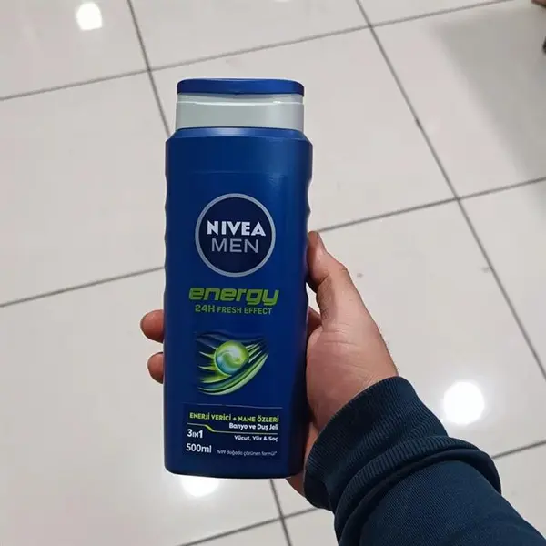 شامپو سر، صورت و بدن مردانه نیوآ مدل Energy حجم 250 میلی لیتر