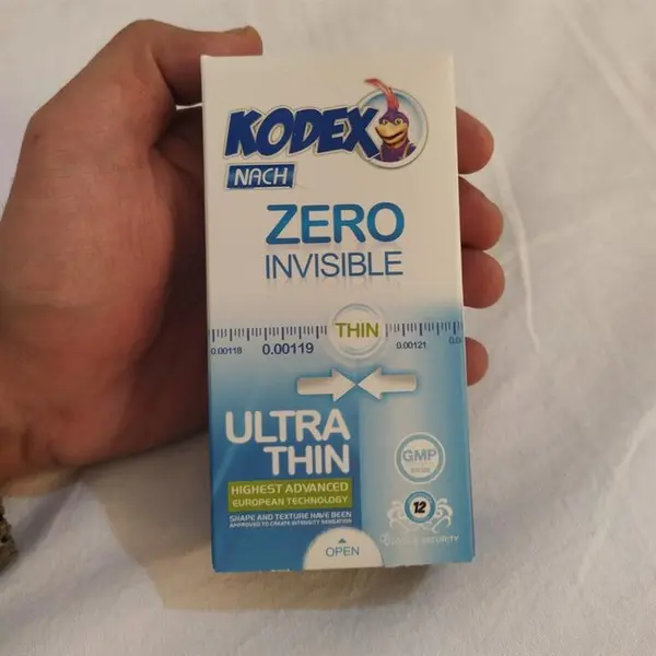 کاندوم زیرو کدکس مدل Zero Invisible بسته 12 عددی