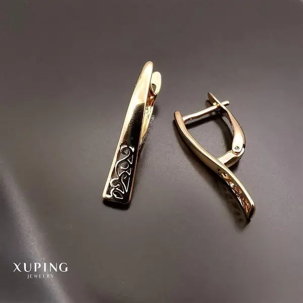 گوشواره زنانه ژوپینگ مدل حلقه ای چند ضلعی