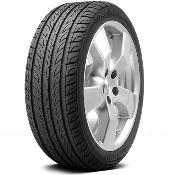 لاستیک خودرو نکسن 205/50R16 گل CP672