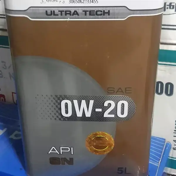 روغن موتور فلومکس مدل اولترا تک 0w20 حجم 5 لیتر