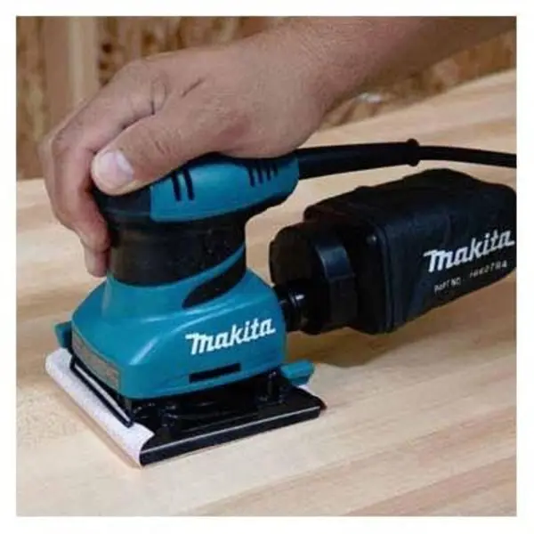 دستگاه سنباده زن ماکیتا مدل BO4556