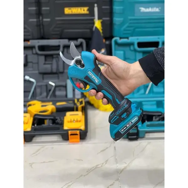 قیچی شارژی ماکیتا