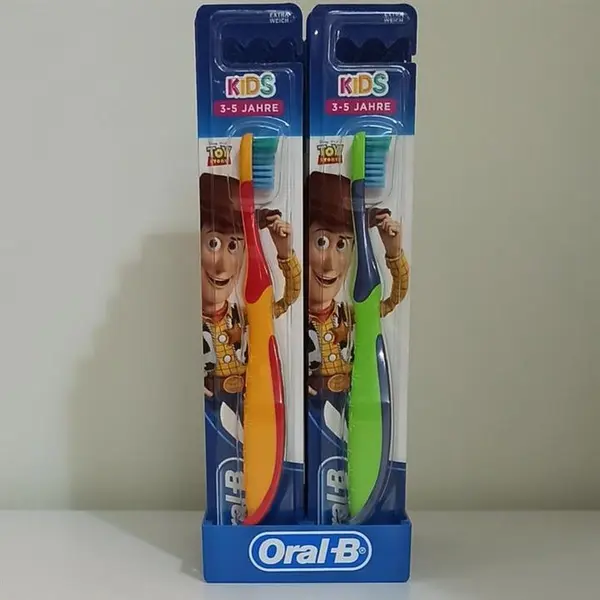 مسواک بچگانه اورال بی Oral-B مناسب 5-3 سال (مسواک کودک پسرانه) - 2