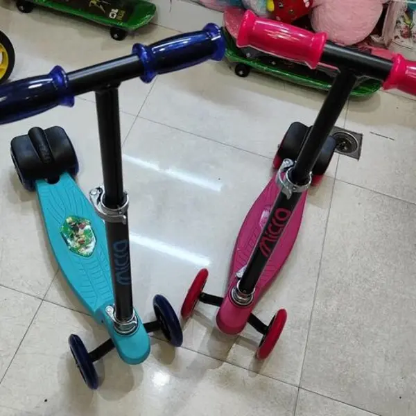 اسکوتر میکرو  چهار چرخ رنگ آبی صورتی مشکی - 2