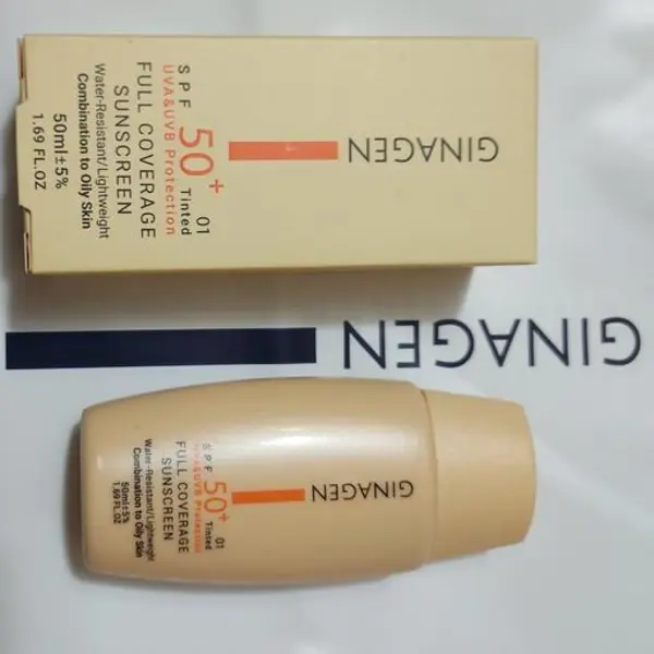 کرم ضدآفتاب ژیناژن مدل رنگ شماره 1 مناسب برای رنگ پوست بژ روشن مناسب پوست های چرب با وزن 50گرم - 2