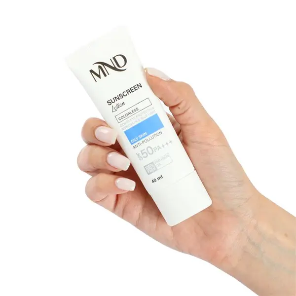 لوسیون ضدآفتاب با فاکتور حفاظتی 50 (SPF 50) مناسب پوست چرب ام ان دی 40 میلی‌لیتر