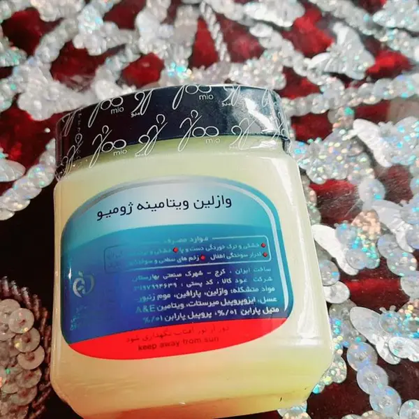 وازلین حاوی ویتامین E - 2