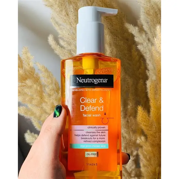 ژل شستشو ی صورت نوتروژینا مدل Clear & Defend حجم 200 میلی لیتر - 6