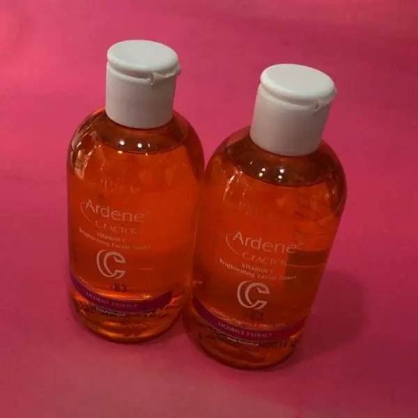 تونر پاک کننده و شفاف کننده صورت آردن 250ml - 6