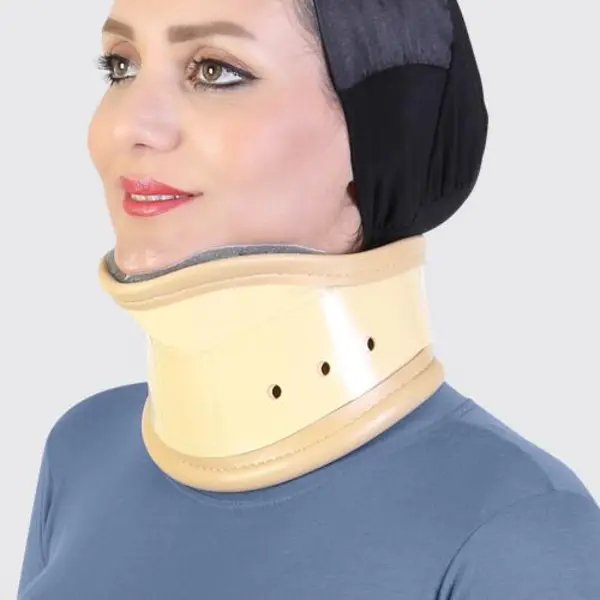 گردنبند طبی سخت چانه‌دار طب و صنعت کد 50400 - 5