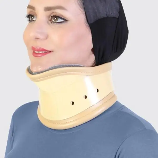 گردنبند طبی سخت چانه‌دار طب و صنعت کد 50400 - 2