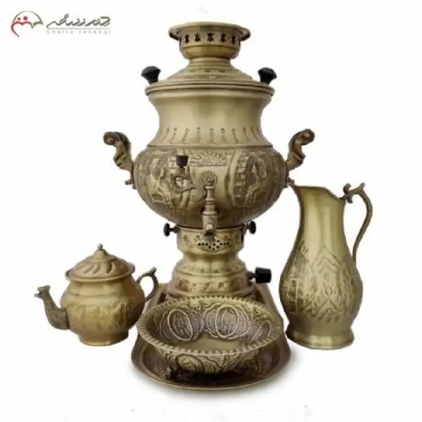 سرویس شکیل سماور گازی برنجی با ورق ضخیم، کد 113 قلم زنی بسیار خاص همراه با ست قندان و پارچ - 2