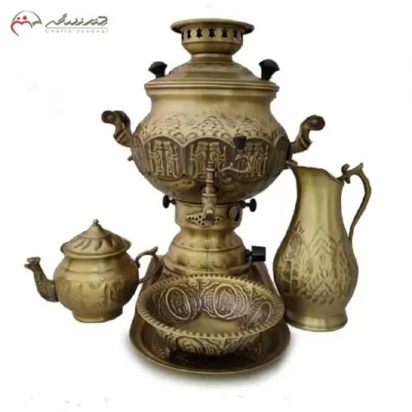 سرویس سماور گازی برنجی کد 113 با طراحی بی نظیر و قلم زنی اعلاء همراه پارچ و قندان