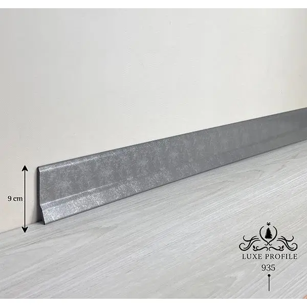 قرنیز پی وی سی 9cm کد 935 - 2