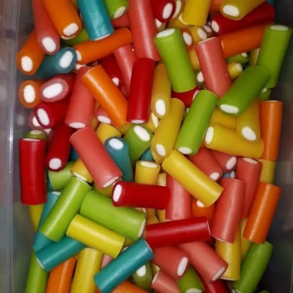 پاستیل لوله ای شیرین مارابو (پک500گرمی)مدلاخیلی متنوعه،حتمابرای سفارش به بخش گفت وگو مراجعه کنیدوشکل دلخواه روسفارش بدید - 2