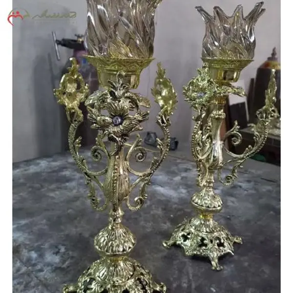 شمعدان برنزی پایه دار با طرح گل لاله - 2