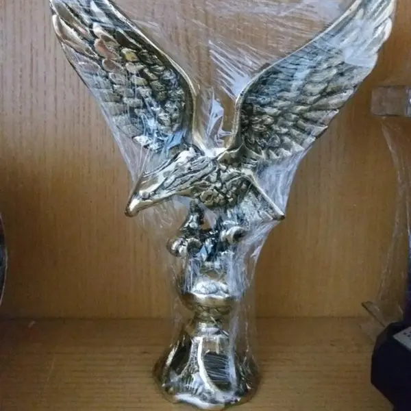 مجسمه عقاب برنزی - 2