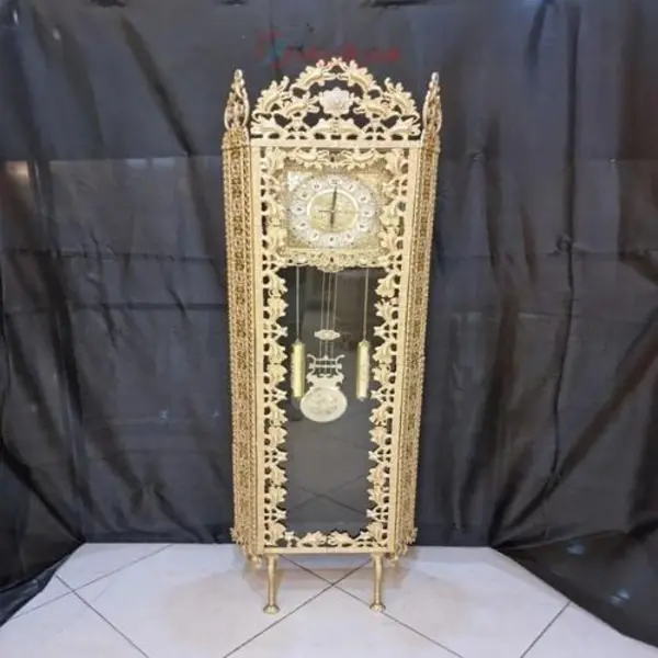 ساعت ایستاده جنس آلیاژ رنگ ثابت با دوام و زیر قیمت بازار - 2