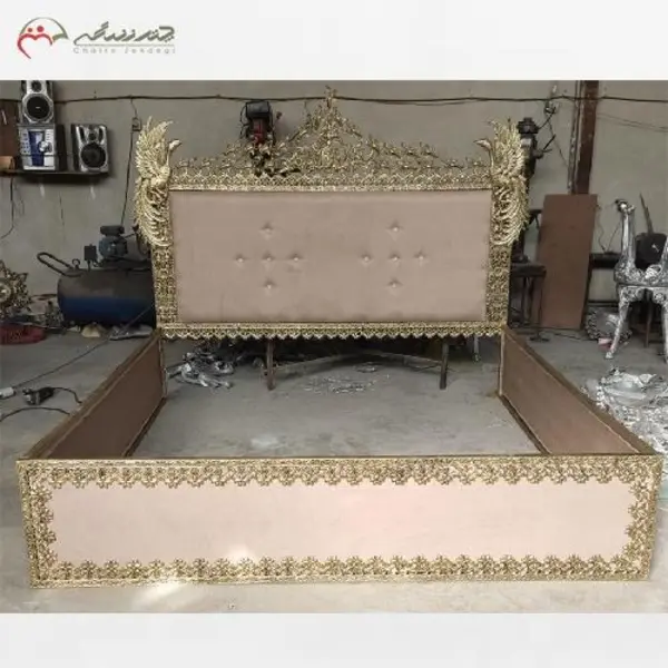 تخت خواب دو نفره برنزی با رویه پارچه ای دلخواه شما در رنگبندی متنوع - 2