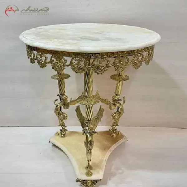 میز خاطره طرح فرشته و گل رز رویه سنگی و بدنه برنزی سه گوش